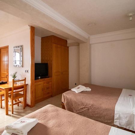 Suites Sevilla Puebla Exteriér fotografie