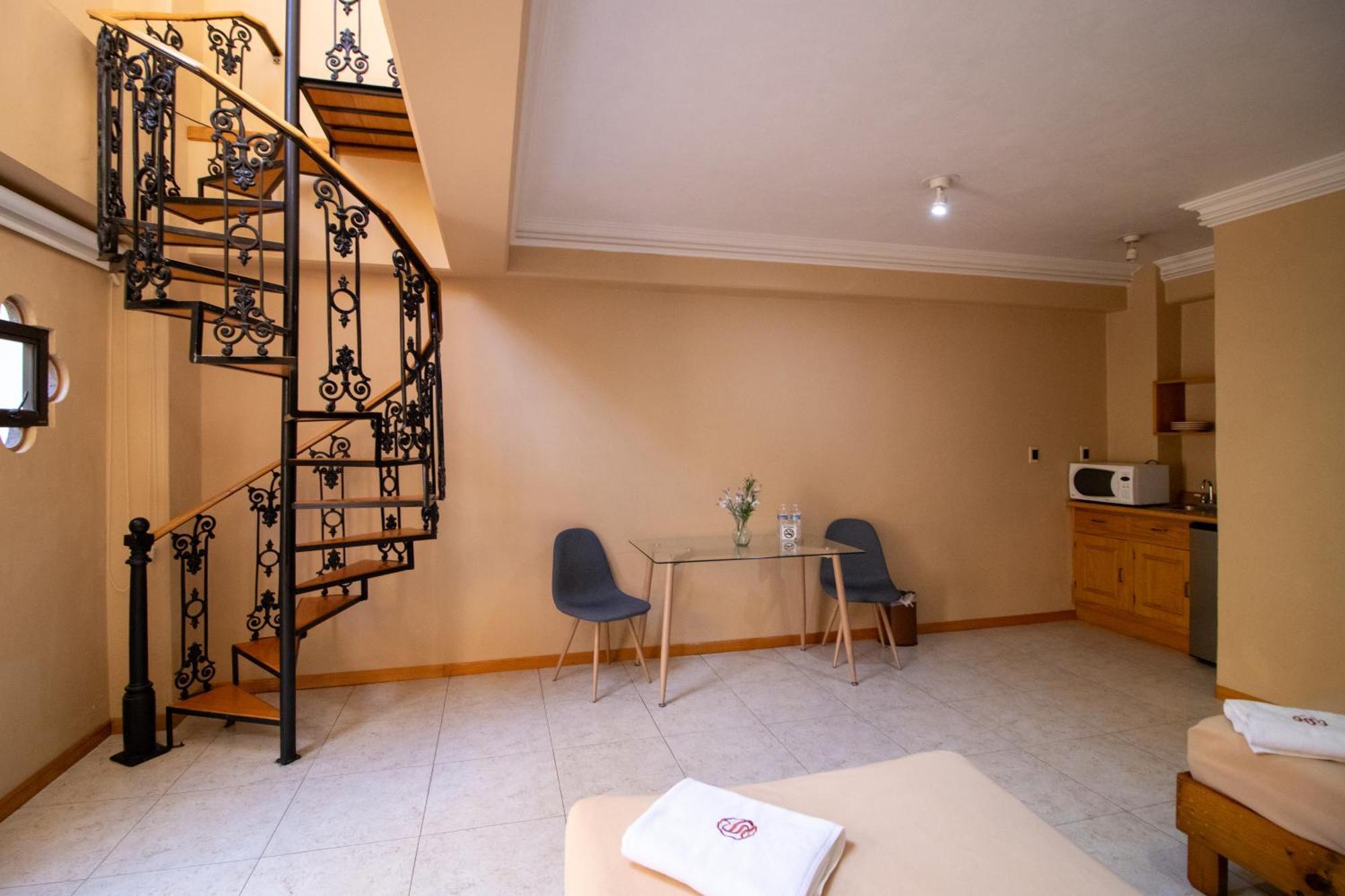 Suites Sevilla Puebla Exteriér fotografie