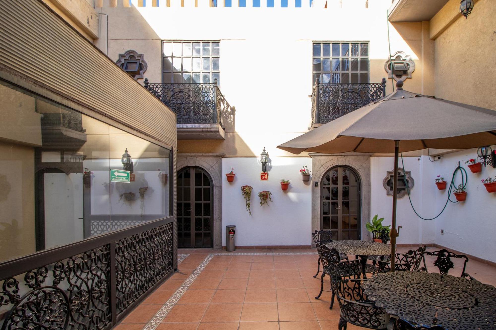 Suites Sevilla Puebla Exteriér fotografie