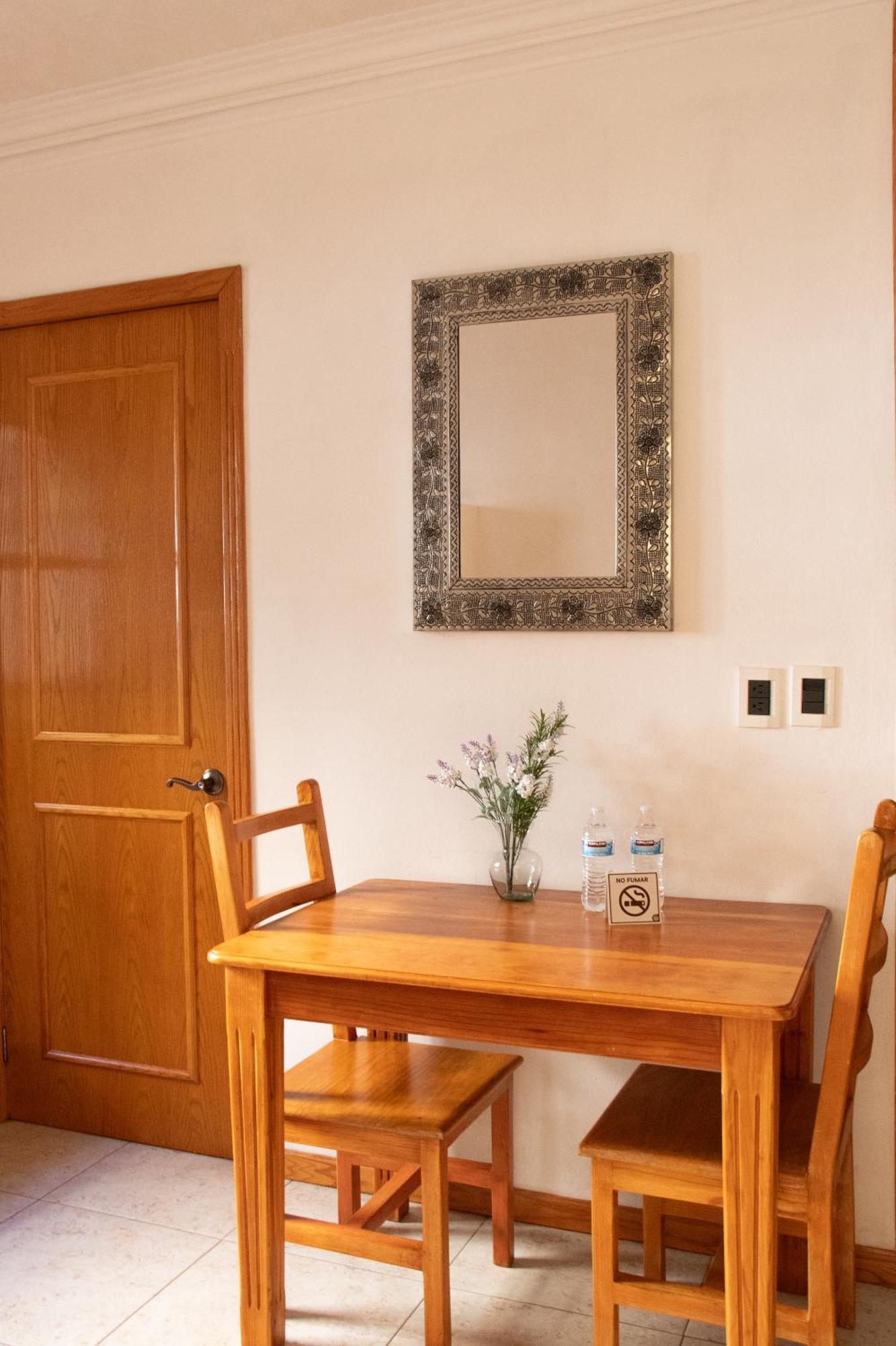 Suites Sevilla Puebla Exteriér fotografie